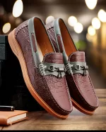 Wooden table blurred background of restaurant of cafe with bokeh